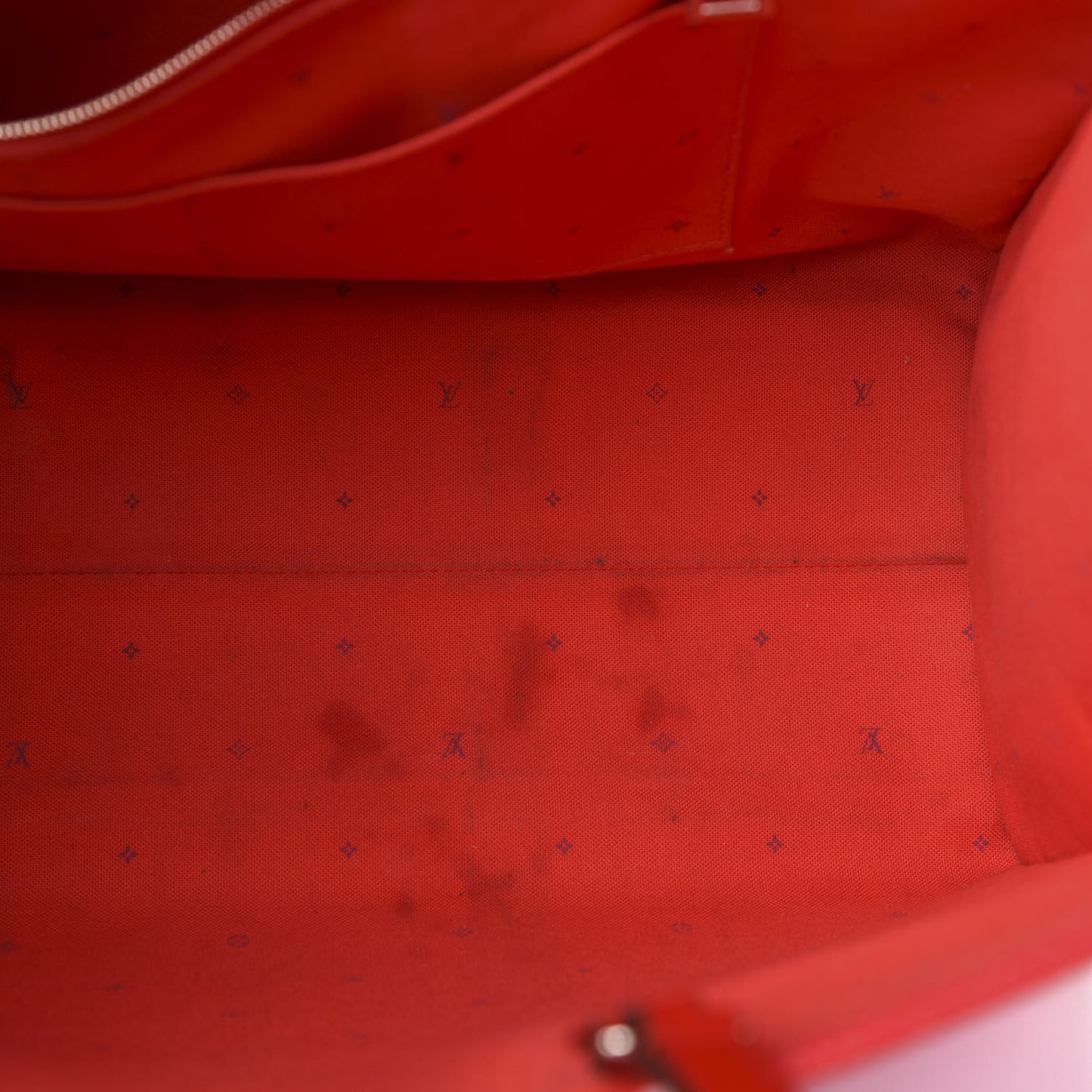 Monogram Escale Onthego GM Rouge