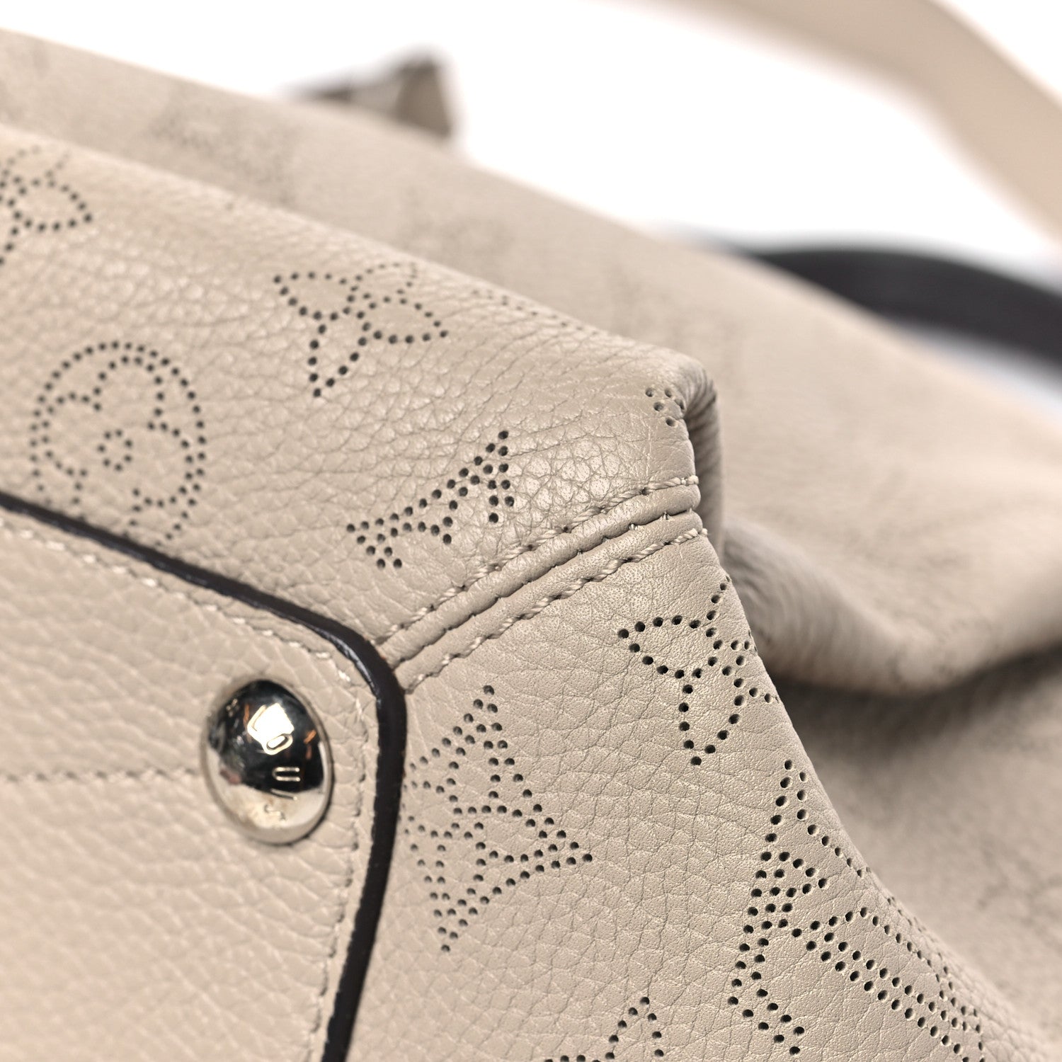 Louis Vuitton Mahina Babylone GM Galet 11 of 11
