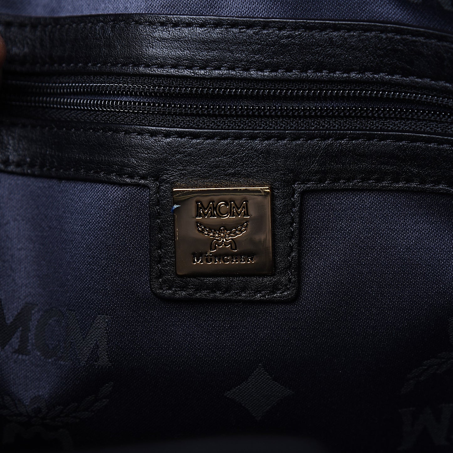 Visetos Studded Medium Stark M Backpack Black