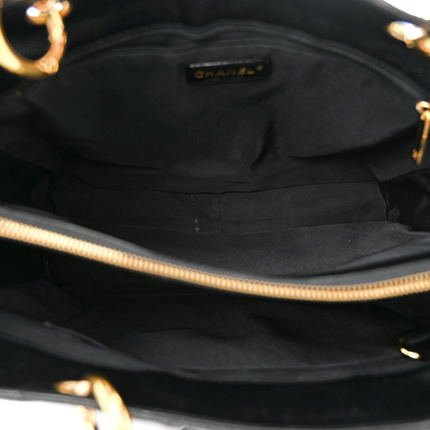 Caviar Quilted Grand Shopping Tote GST Black