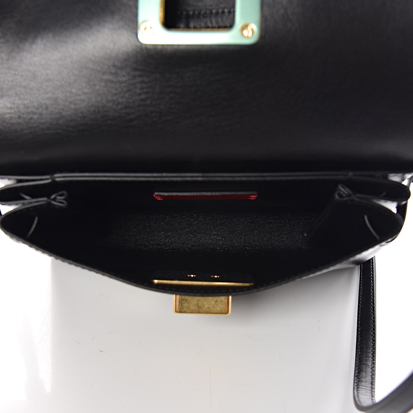 Calfskin Medium Vring Shoulder Bag Black