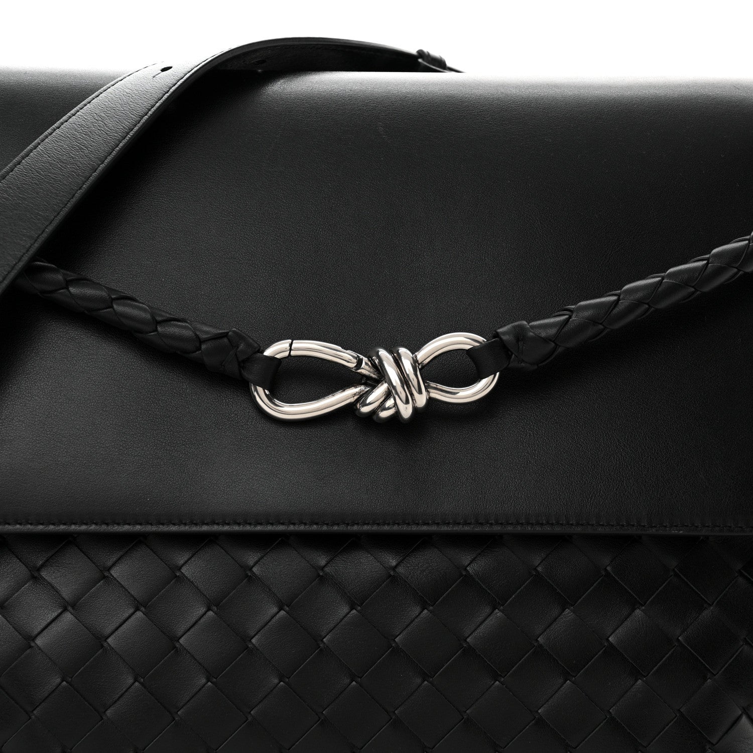 Bottega Veneta Calfskin Intrecciato Medium Andiamo Messenger Bag Black 8 of 11