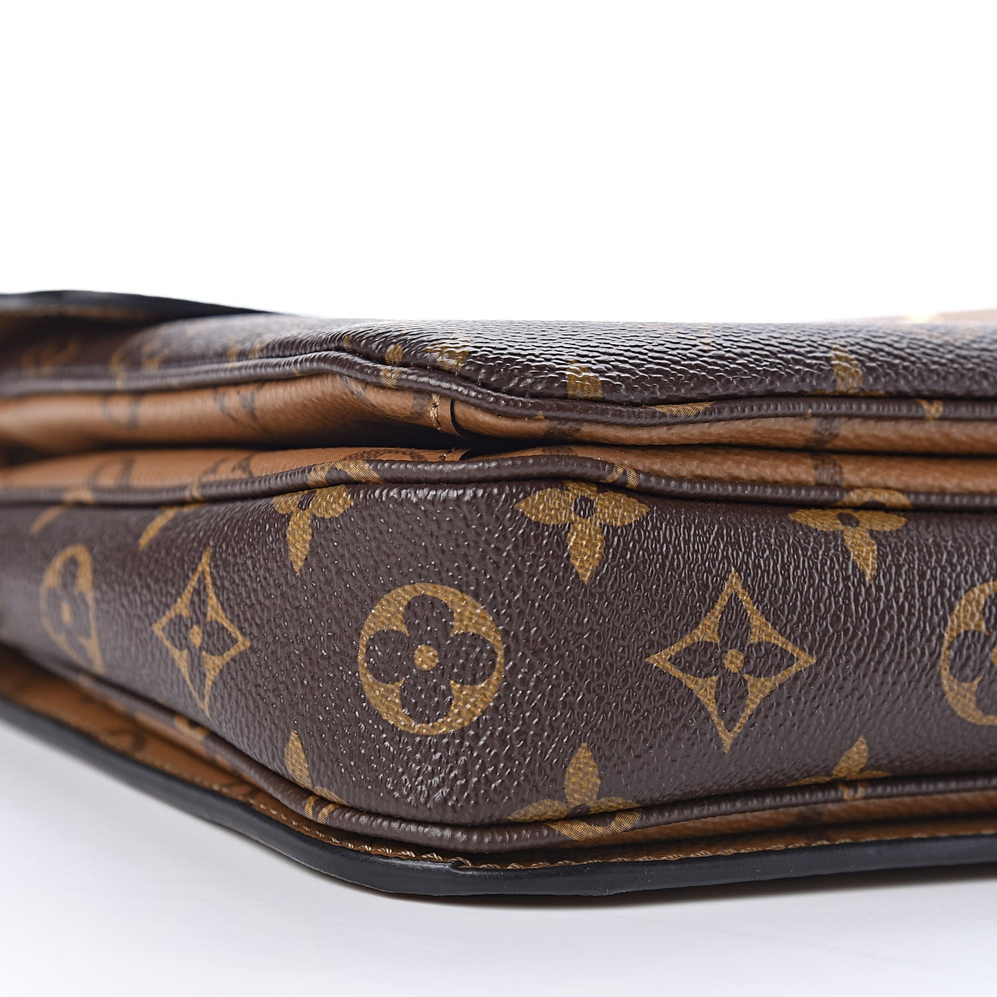 Reverse Monogram Pochette Metis
