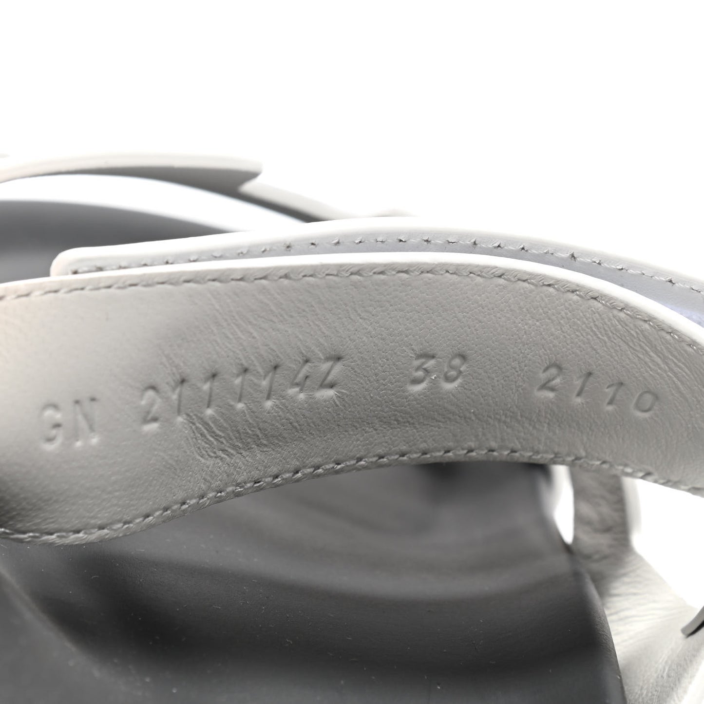 Calfskin Womens Chypre Sandals 38 White