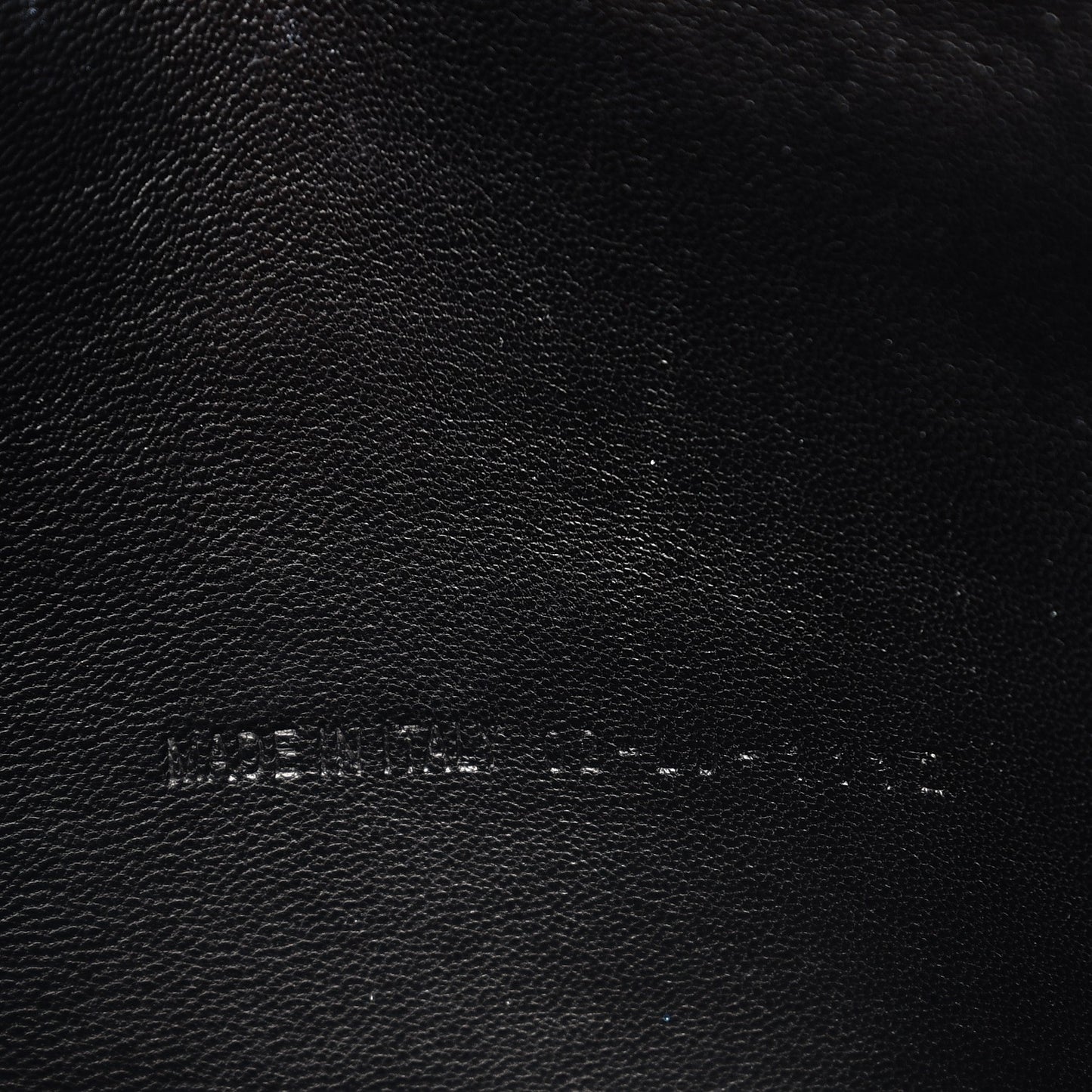 Lambskin Cannage New Lock Pouch Black
