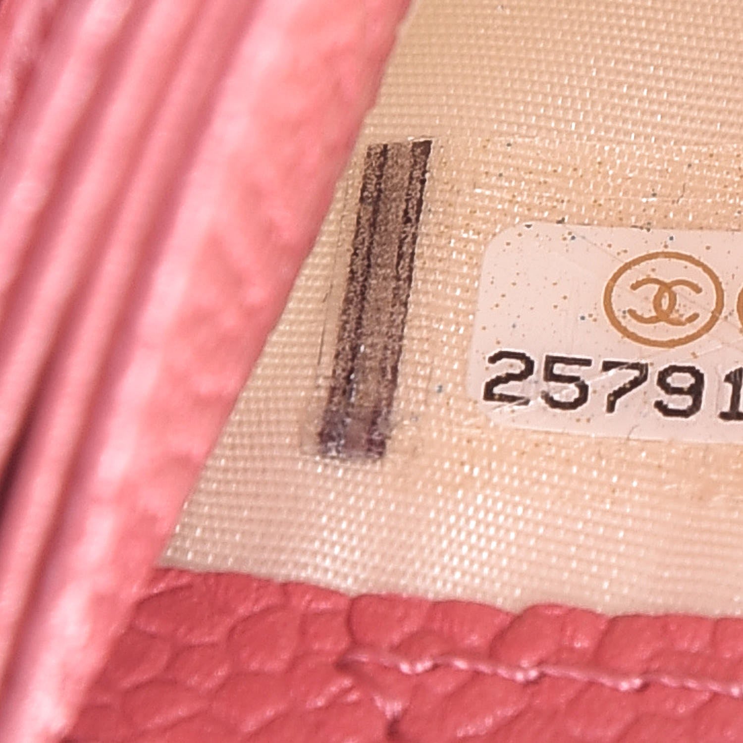 Chanel Caviar Quilted Card Holder Pink 8 of 9