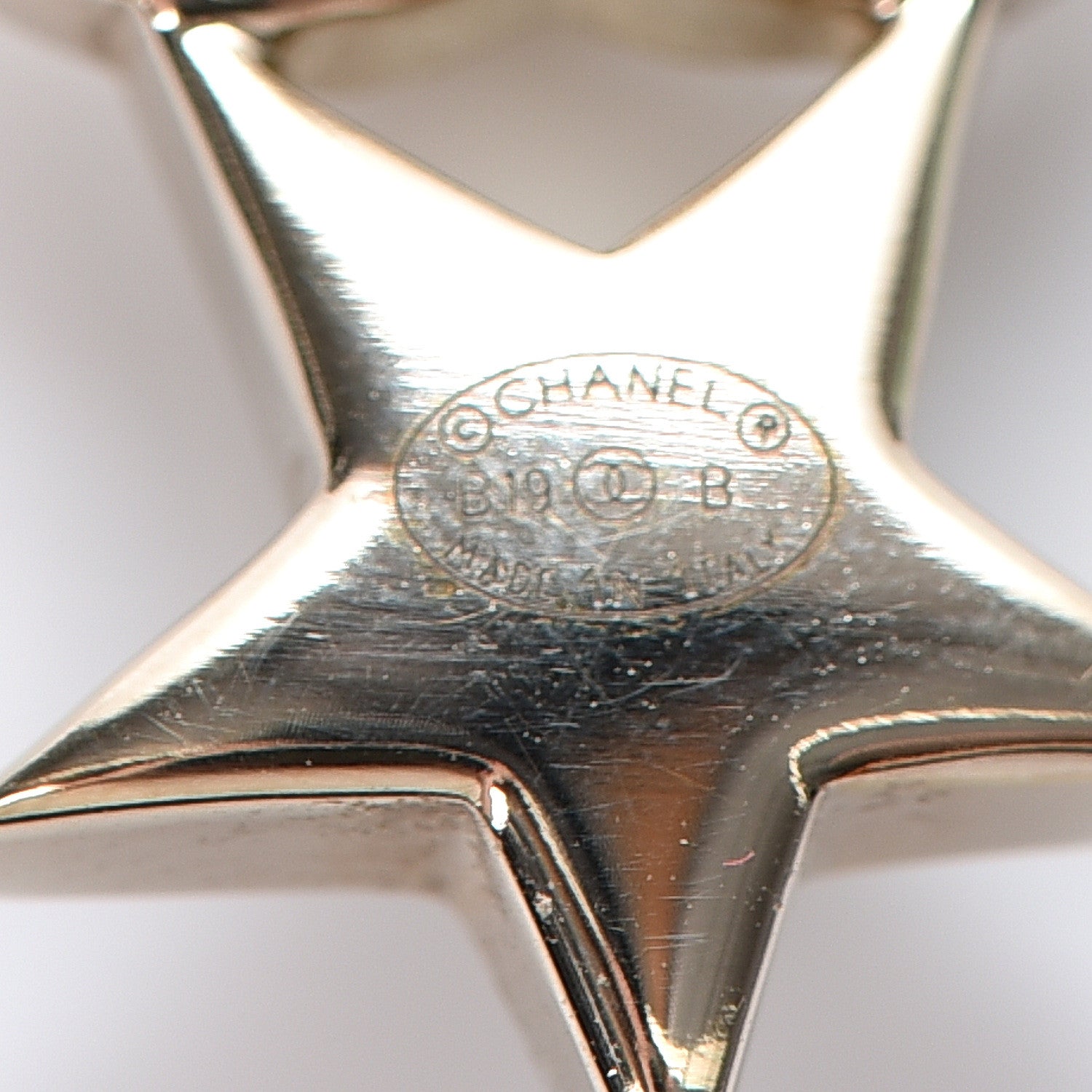 Chanel Crystal Pearl Charming Winter CC Star Heart Earrings Gold 4 of 5