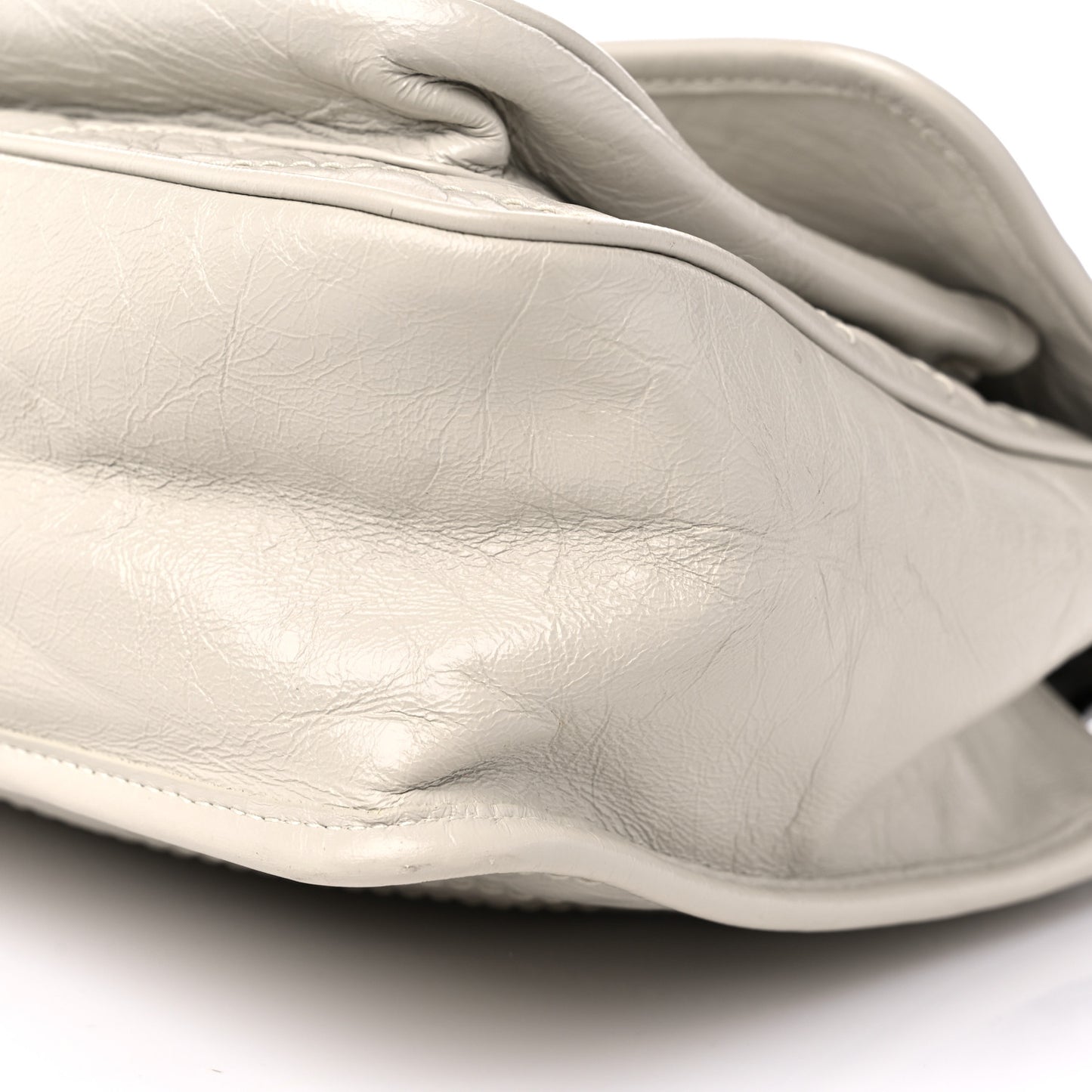 Crinkled Calfskin Matelasse Monogram Medium Niki Chain Satchel Blanc Vintage