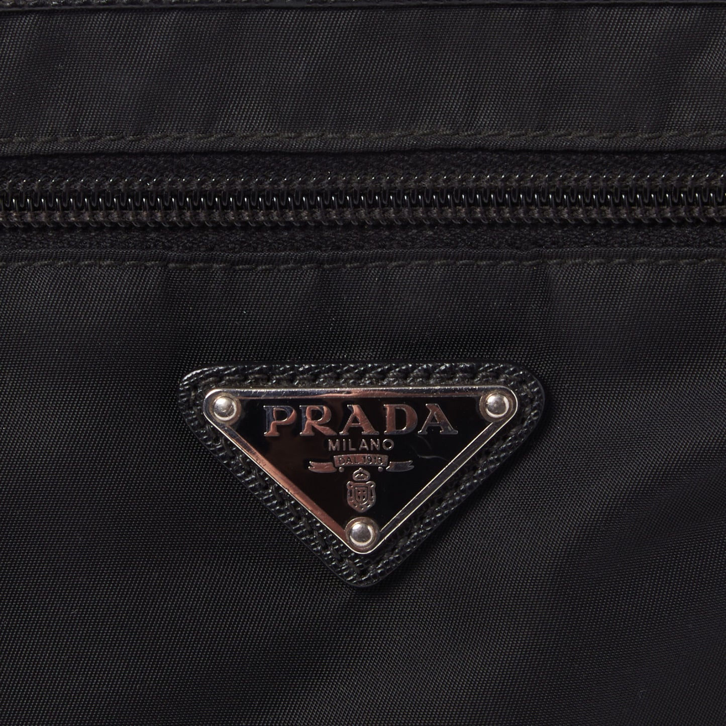 Nylon Flat Messenger Bag Black