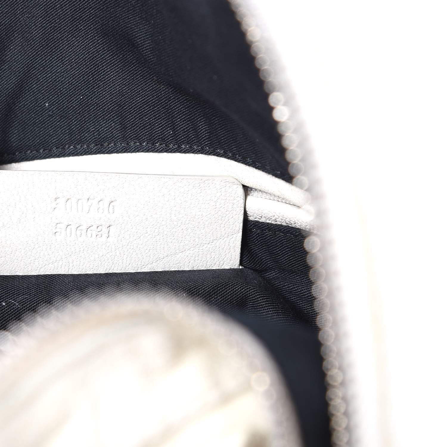 Alexander McQueen Lambskin Studded Large De Manta Tote White 7 of 10