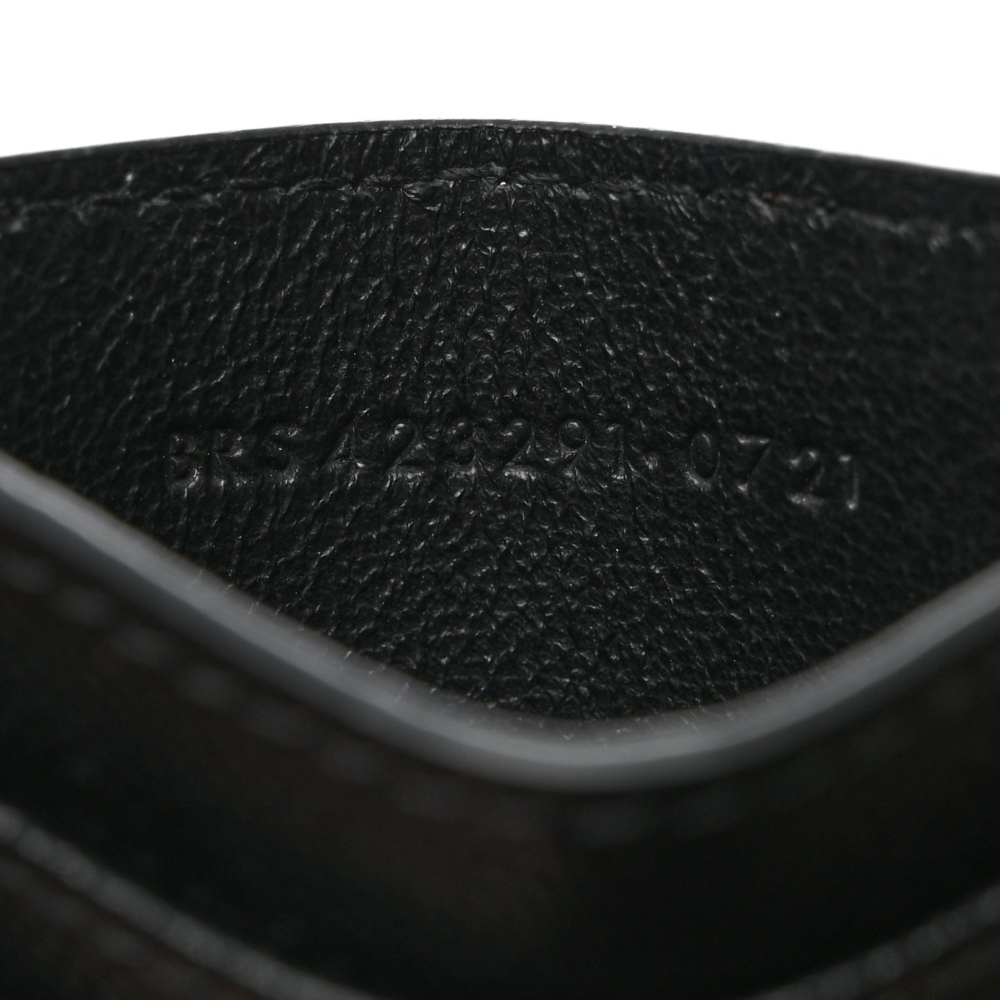 Grain De Poudre Matelasse Chevron Monogram Credit Card Case Black
