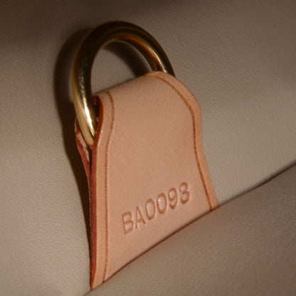 Louis Vuitton Vernis Tompkins Square Beige 8 of 8