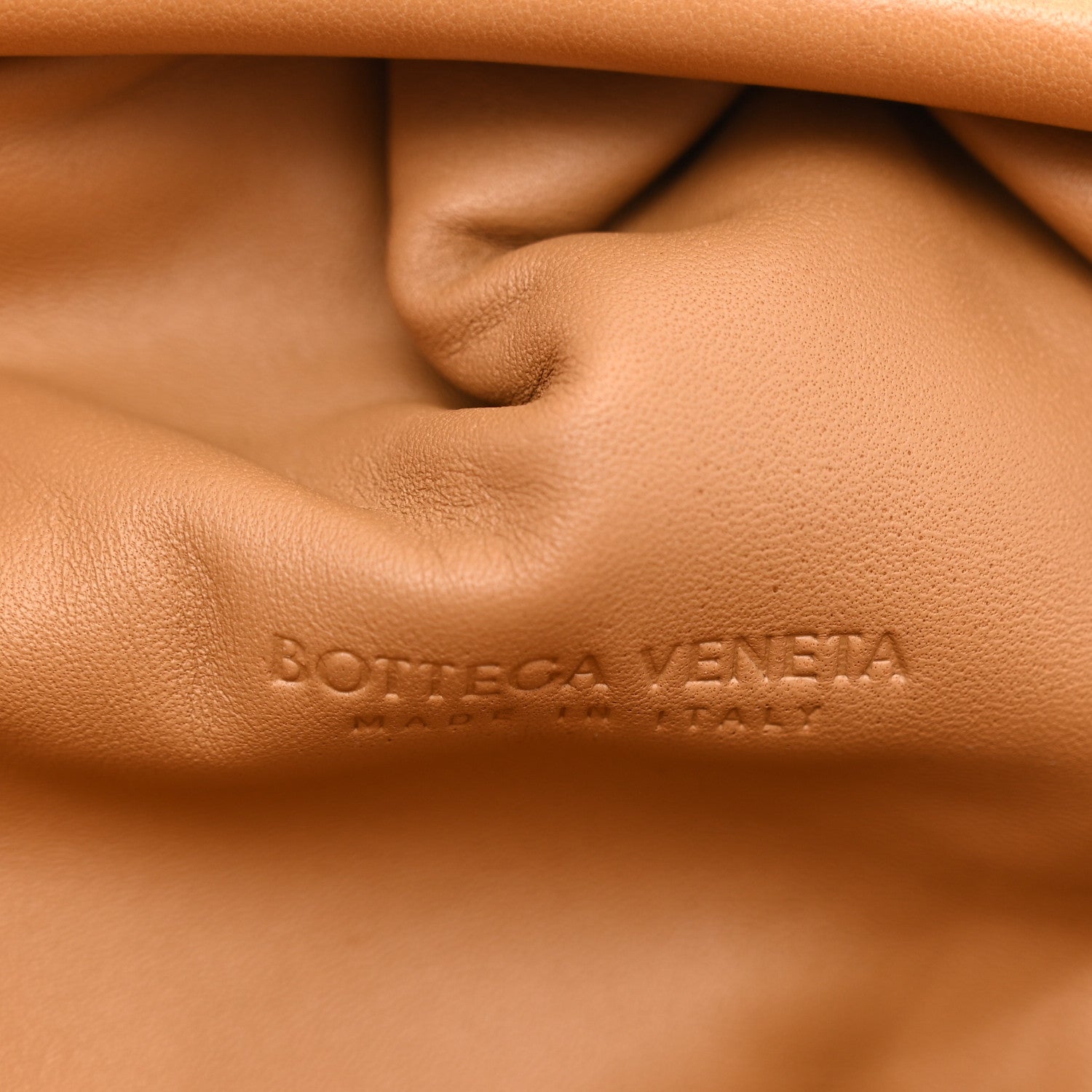 Bottega Veneta Nappa Maxi Intrecciato The Pouch Oversized Clutch Caramel 6 of 10