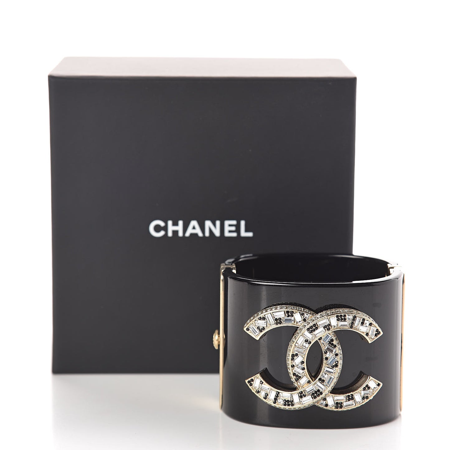 Resin Baguette Crystal CC Cuff Black