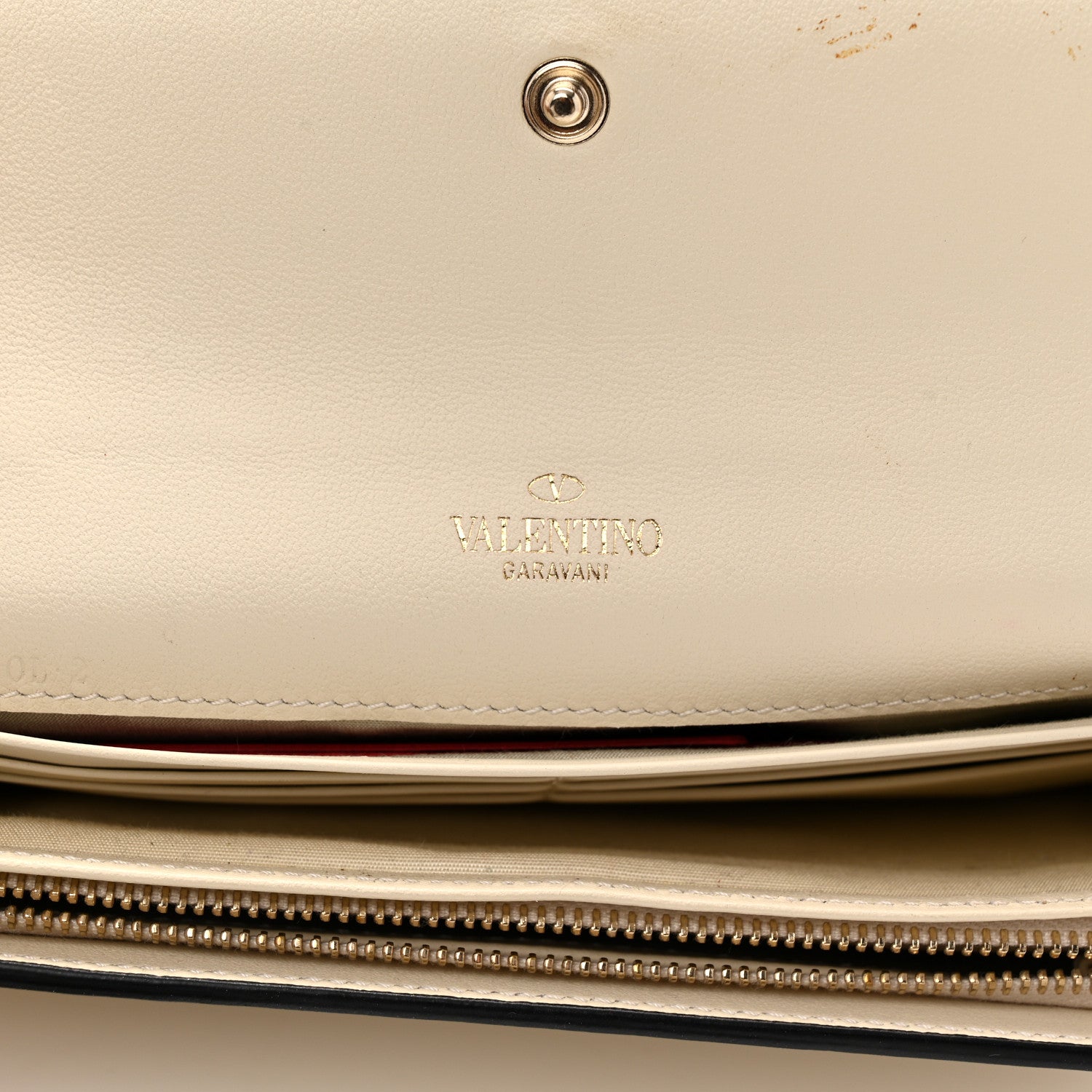 Valentino Garavani Calfskin Rockstud Wristlet Travel Wallet Light Ivory 6 of 10