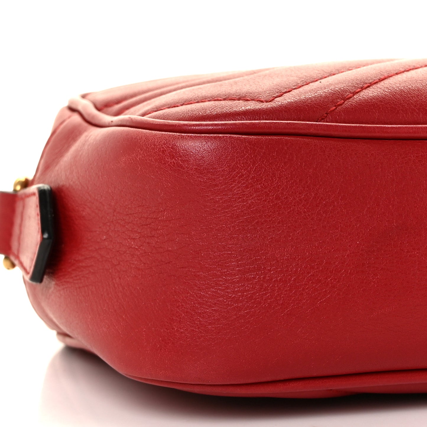 Calfskin Matelasse Mini GG Marmont Chain Shoulder Bag Hibiscus Red