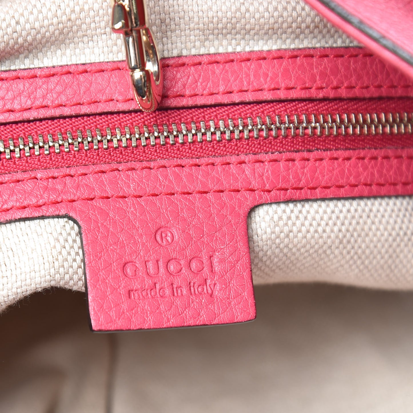 Pebbled Calfskin Medium Soho Chain Shoulder Bag Pink