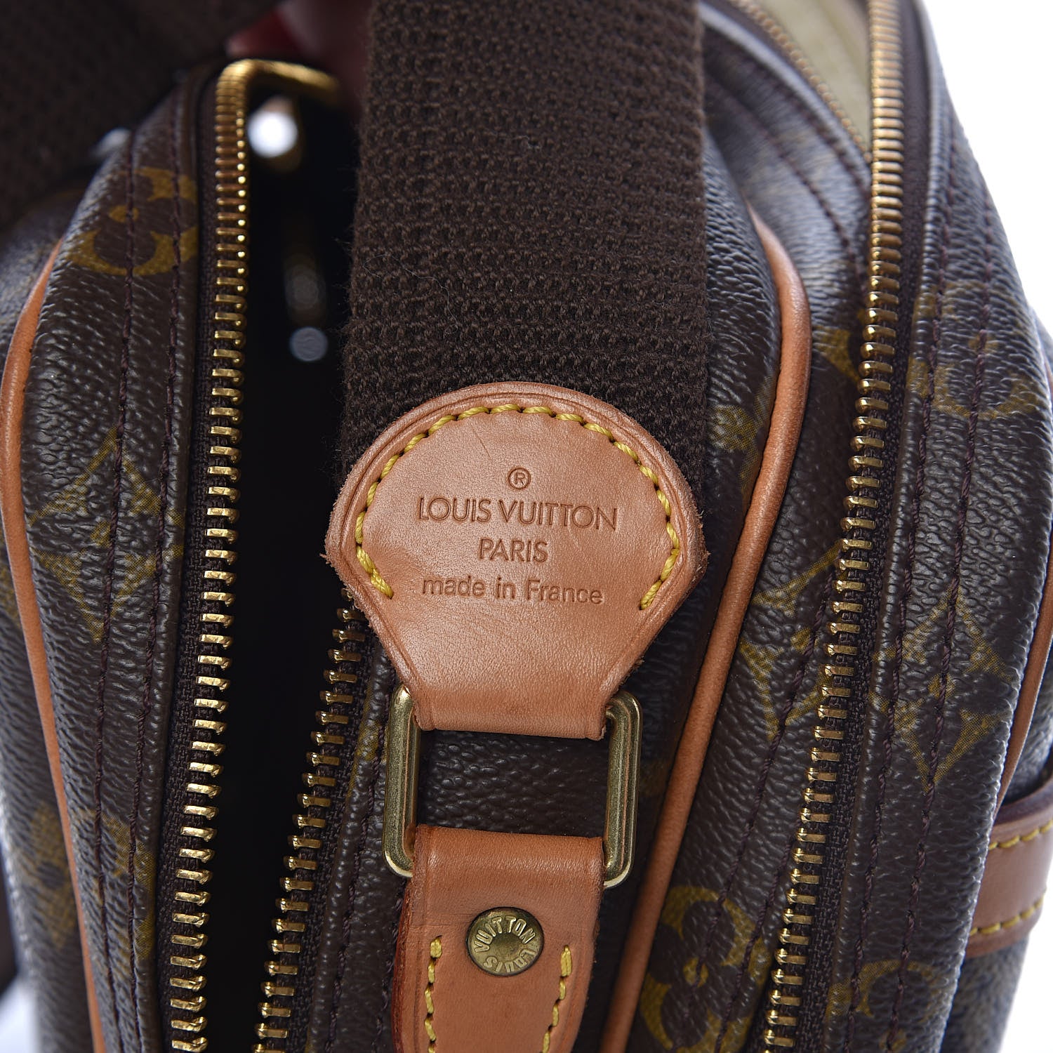Louis Vuitton Monogram Reporter PM 7 of 15