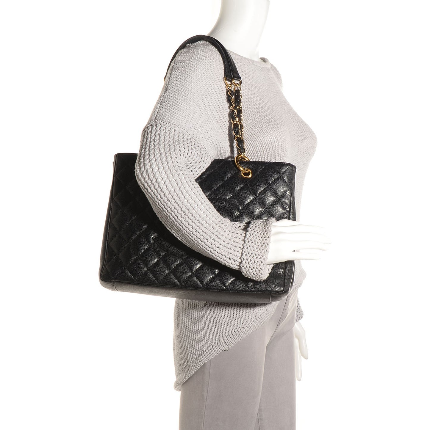 Caviar Grand Shopping Tote GST Black