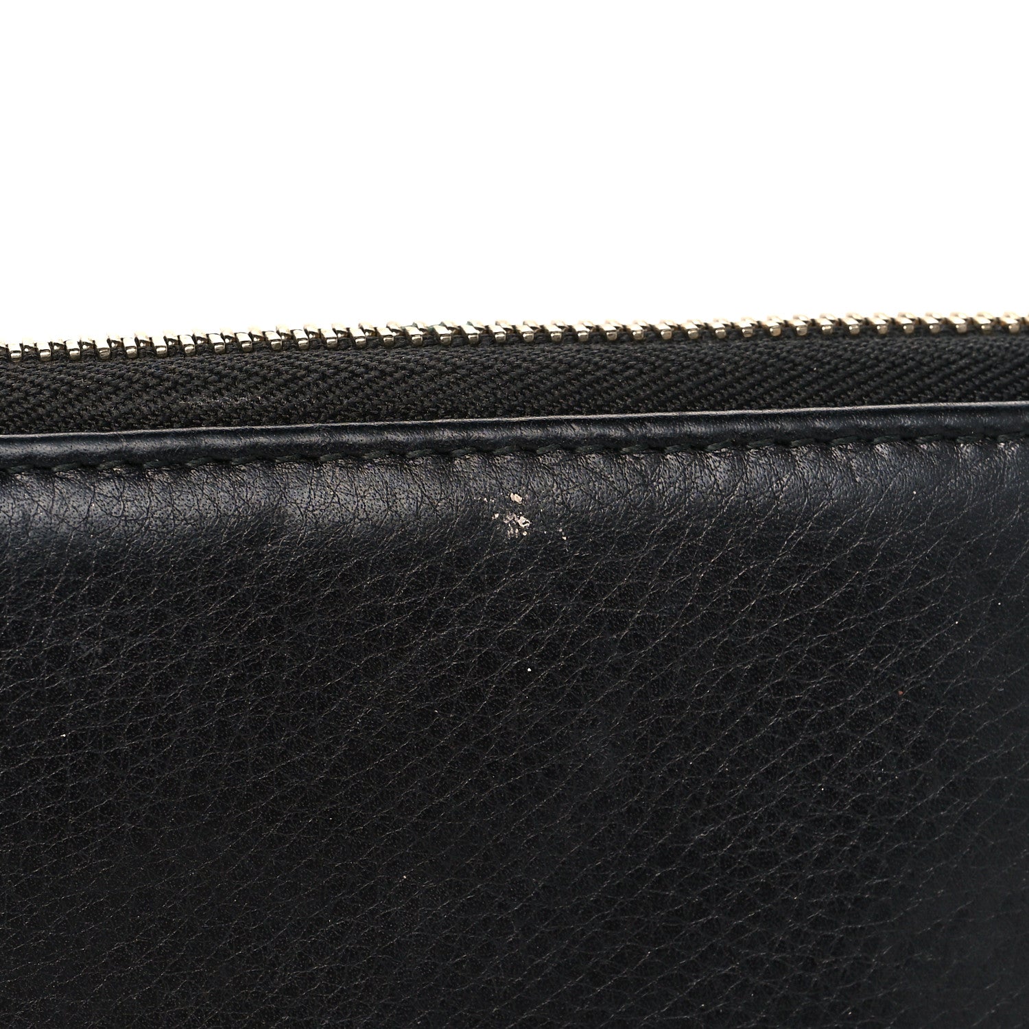 Gucci Pebbled Calfskin Soho Zip Around Wallet Black 10 of 10