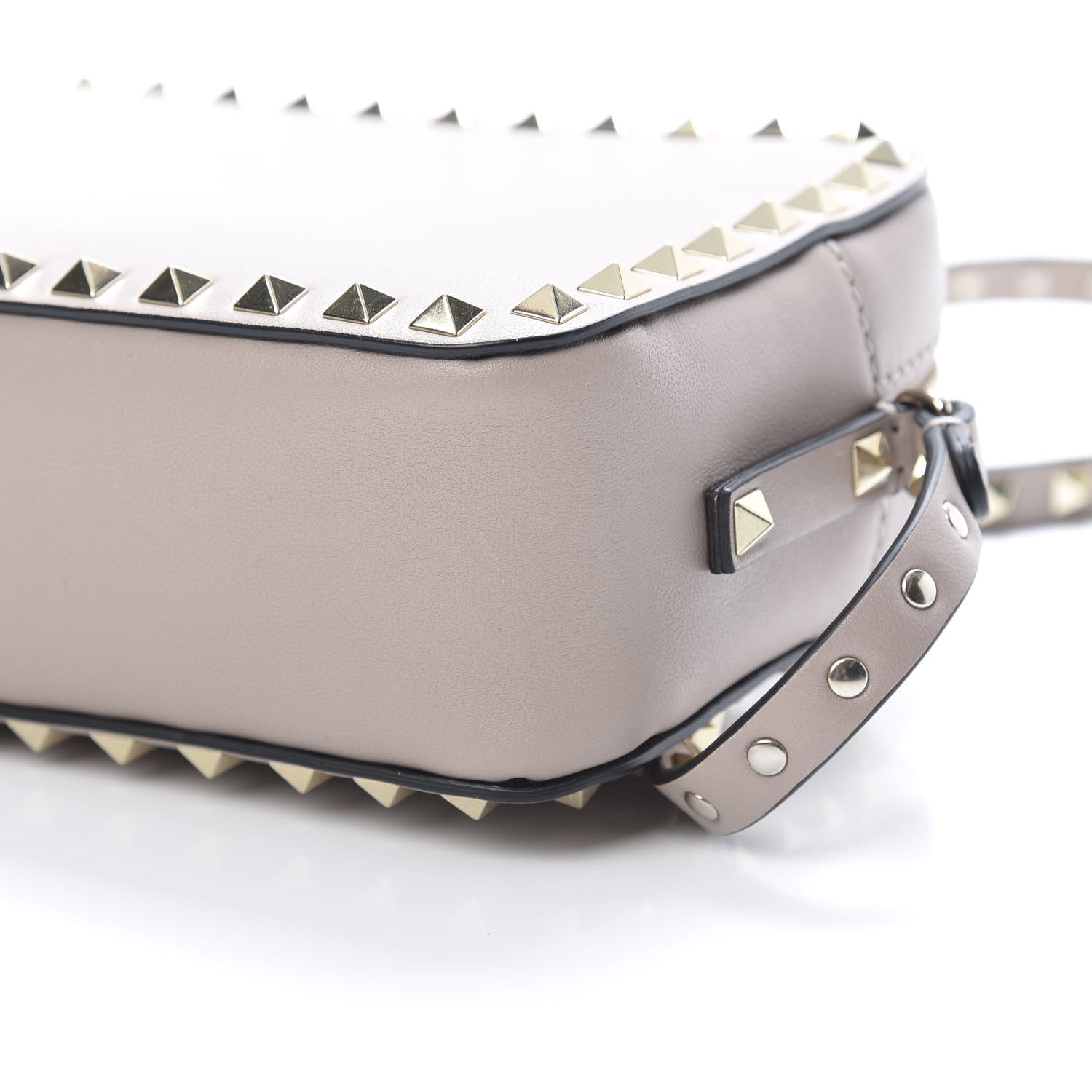 Valentino Garavani Calfskin Rockstud Camera Crossbody Bag Poudre 9 of 9
