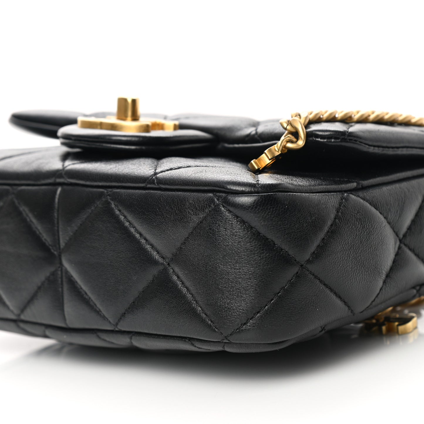 Lambskin Enamel Quilted Mini Pending CC Square Flap Black