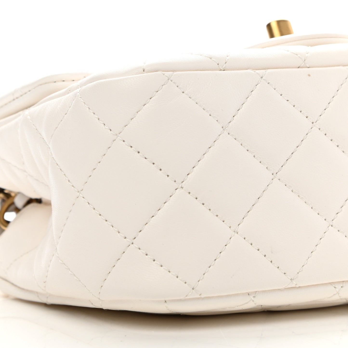 Lambskin Quilted Mini Pearl Crush Flap White
