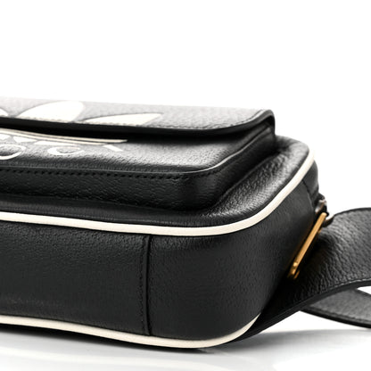 Gucci X ADIDAS Textured Dollar Calfskin Belt Bag Black 10 of 10