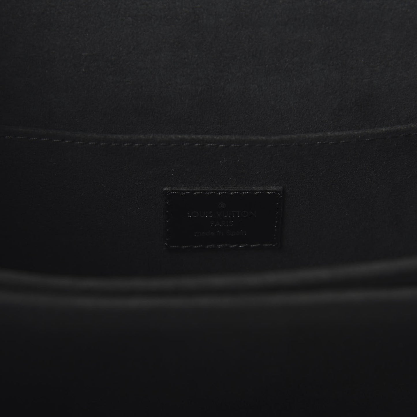 Reverse Monogram Giant Dauphine MM