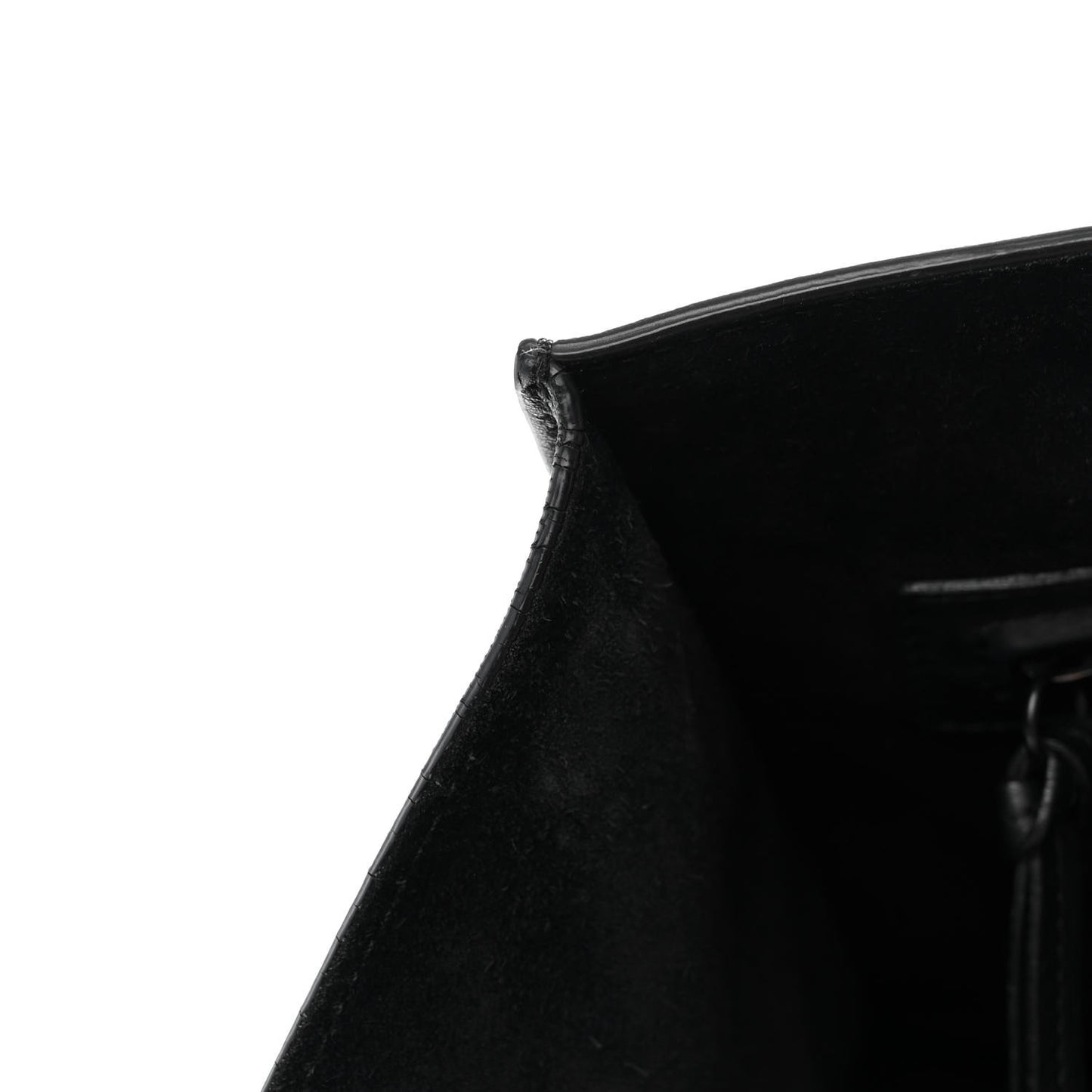 Smooth Calfskin Medium Phantom Luggage Black