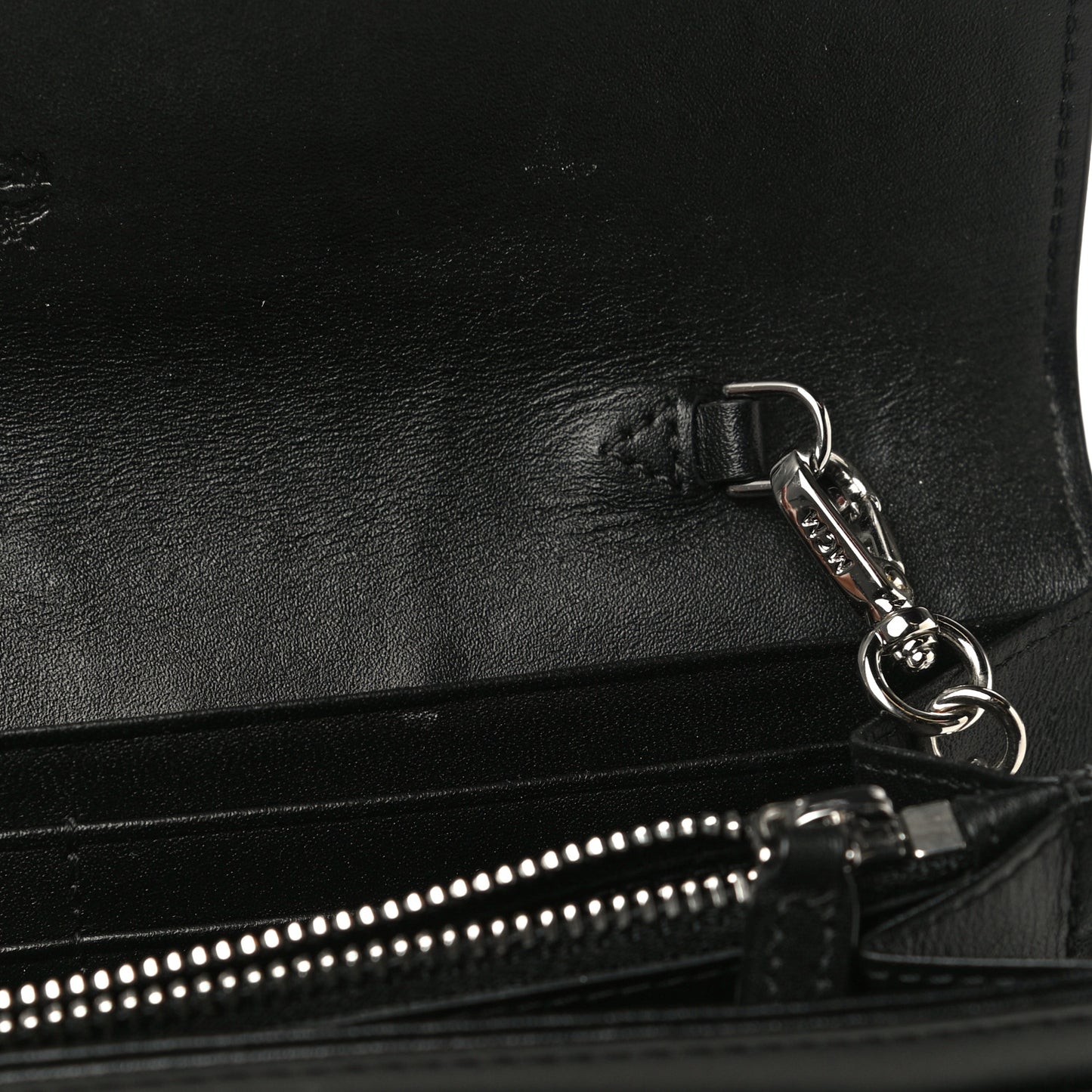 Visetos Large Patricia Wallet On Chain Black