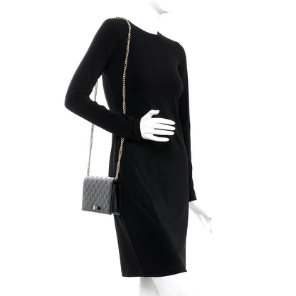 Gucci Guccissima Signature Bowy Chain Wallet Black 2 of 7