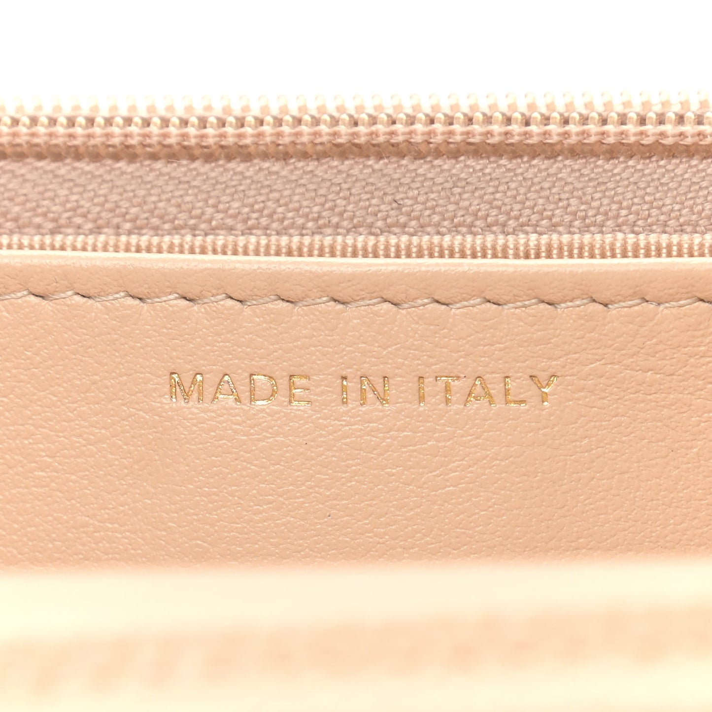 Caviar Quilted Wallet On Chain WOC Beige