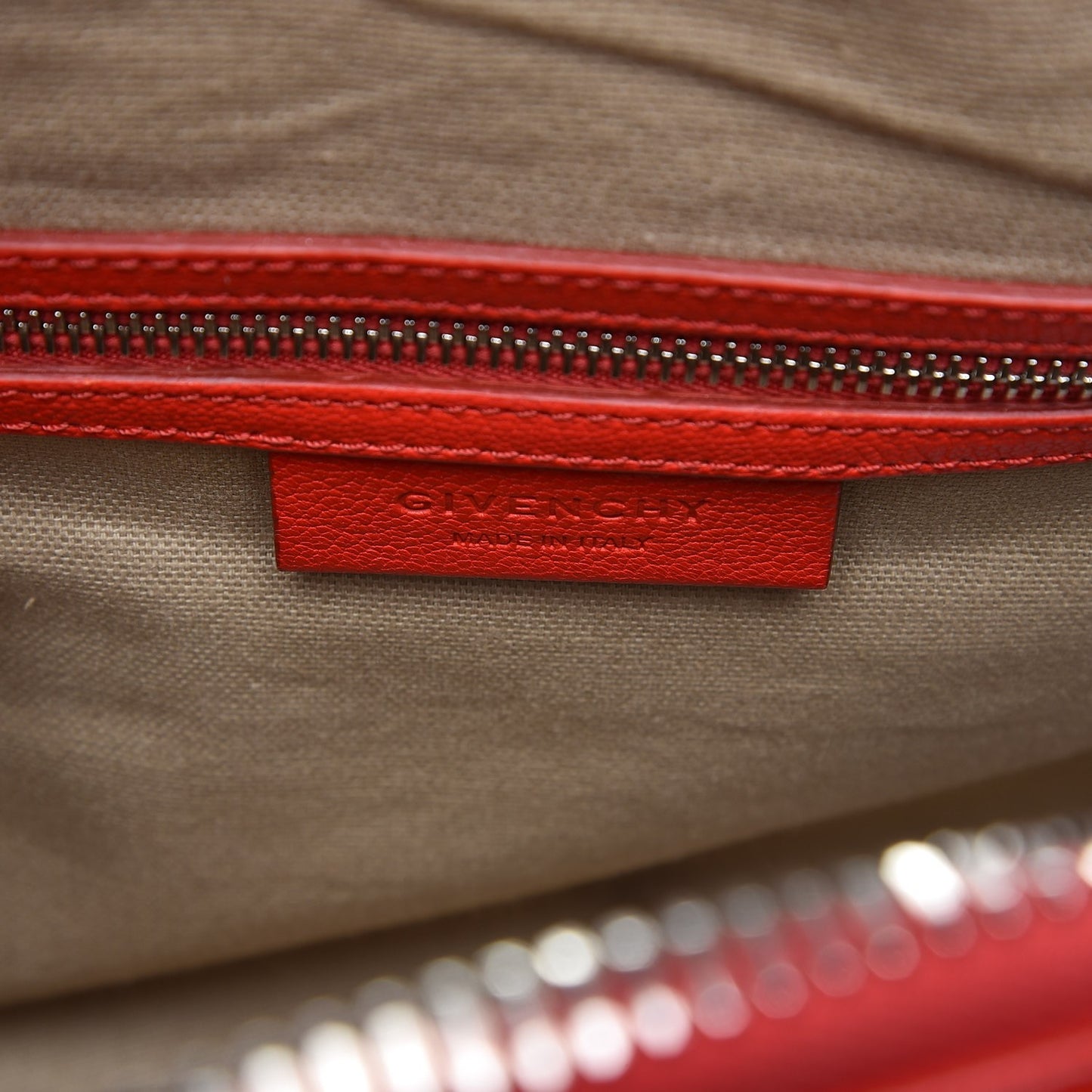 Sugar Goatskin Small Antigona Medium Red