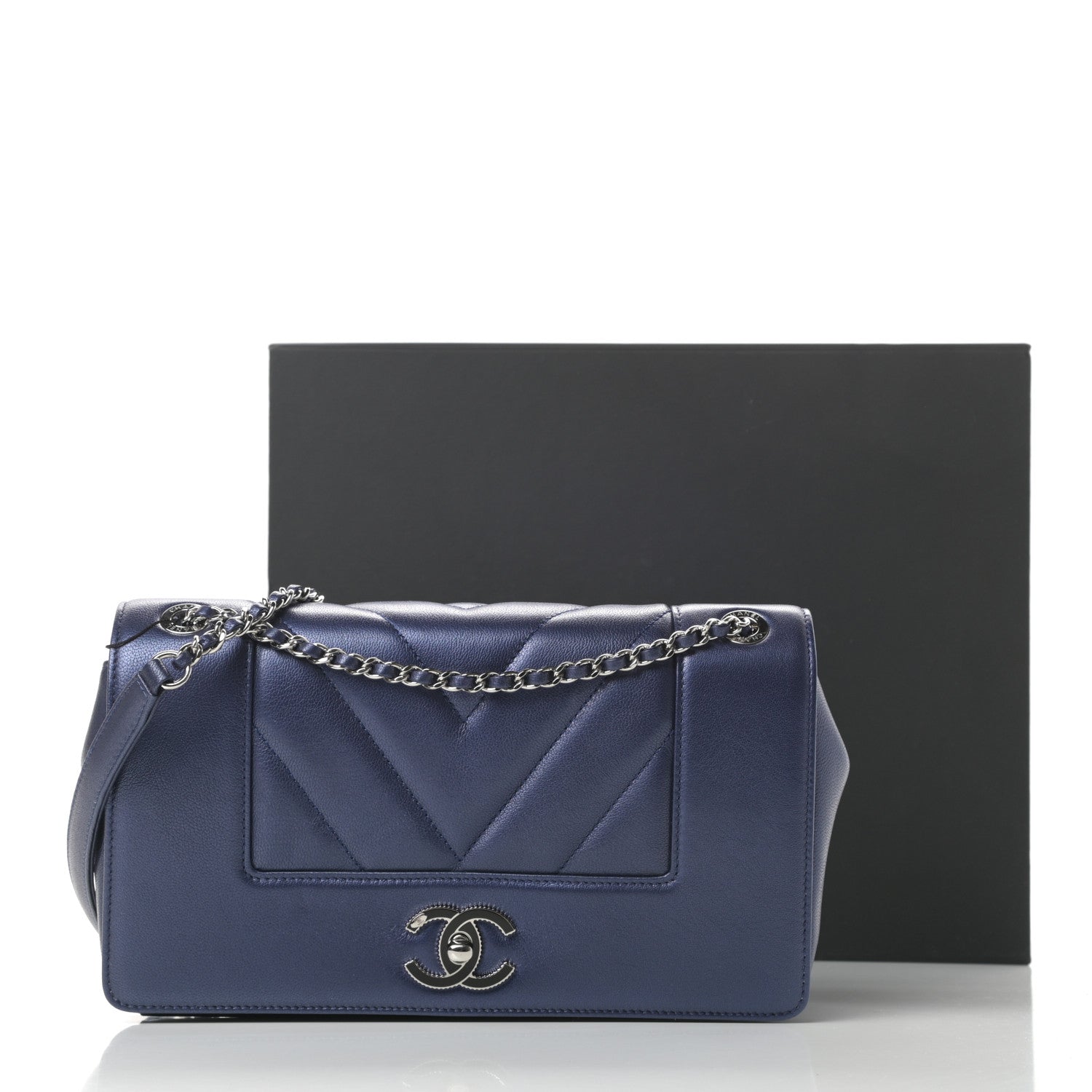 Chanel Metallic Sheepskin Chevron Quilted Medium Vintage Mademoiselle Flap Navy 11 of 11