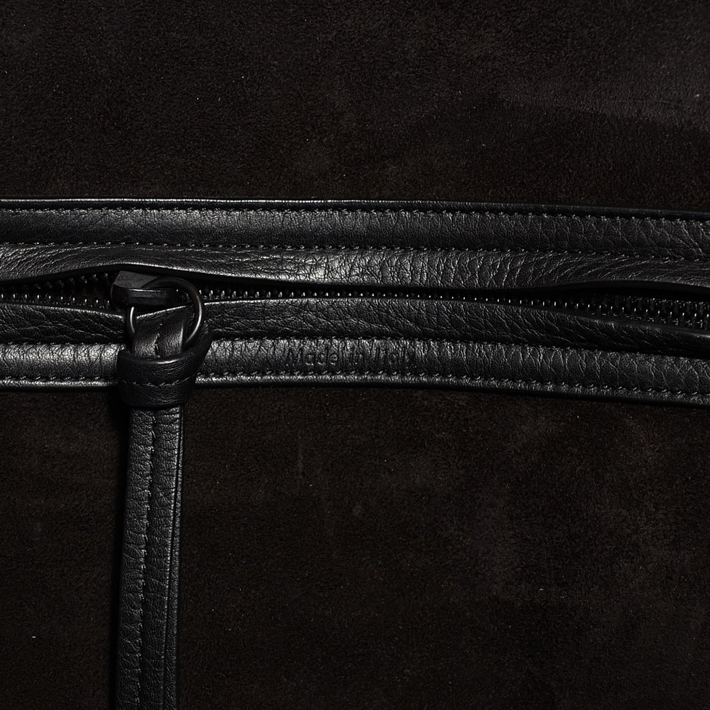 Supple Calfskin Medium Phantom Luggage Black