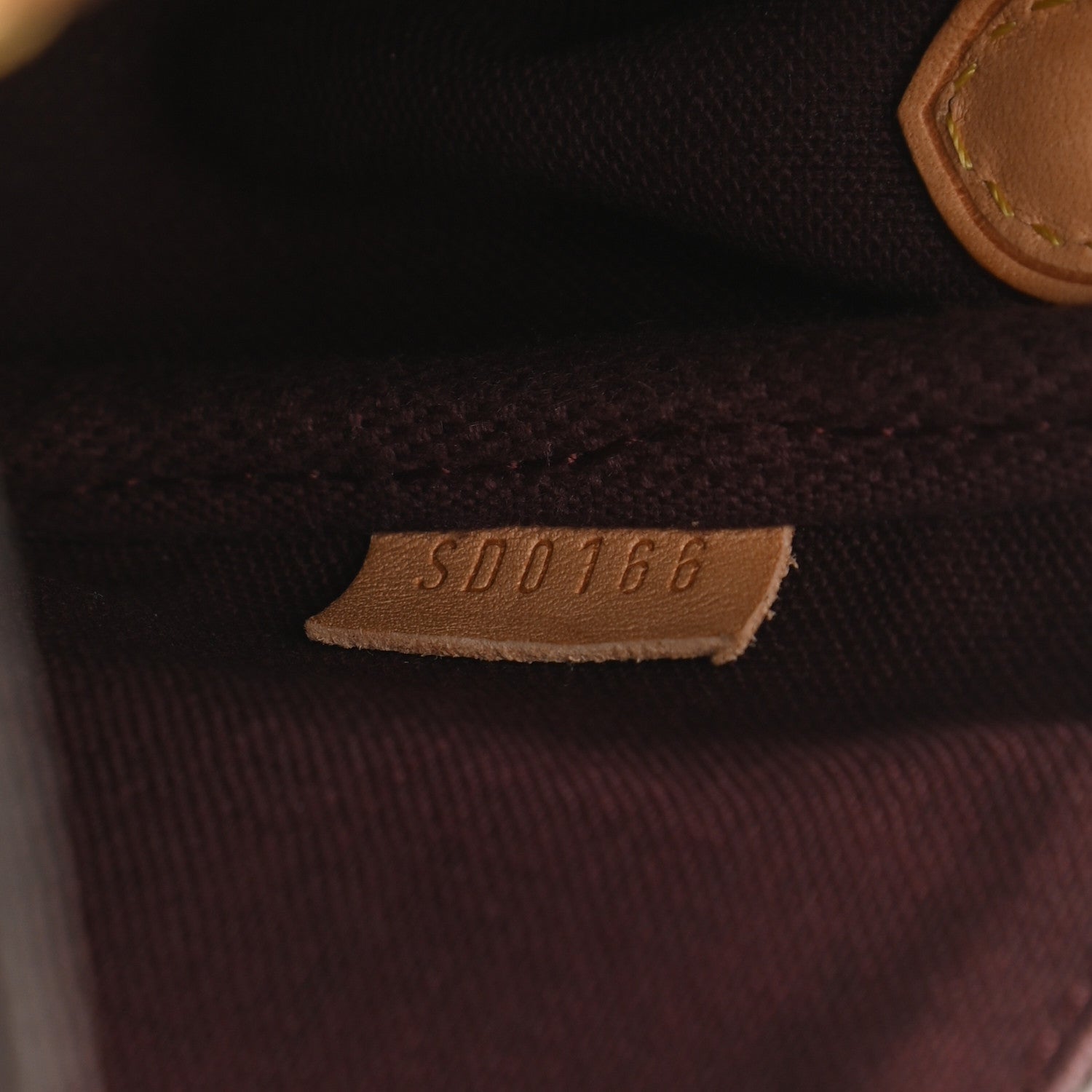 Louis Vuitton Monogram Favorite PM 10 of 15