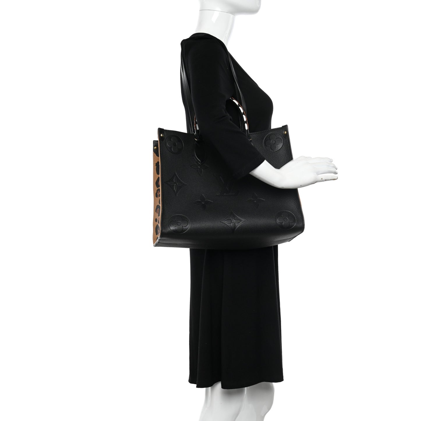 Empreinte Monogram Giant Wild At Heart Onthego MM Black