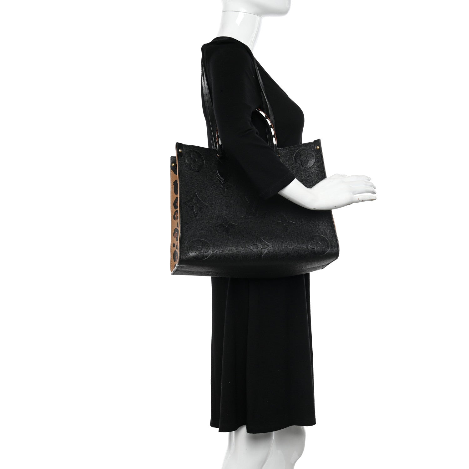 Louis Vuitton Empreinte Monogram Giant Wild At Heart Onthego MM Black 2 of 10