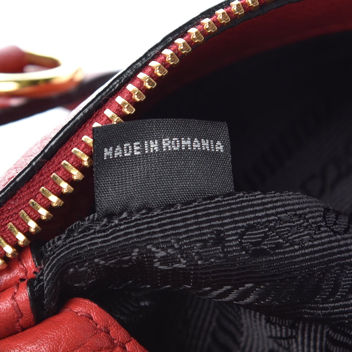 Vitello Daino Small Belt Bag Rosso