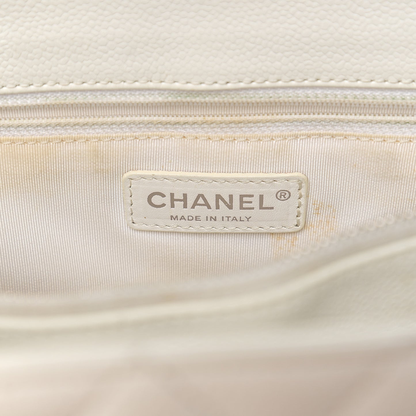 Caviar Quilted Grand Shopping Tote GST White