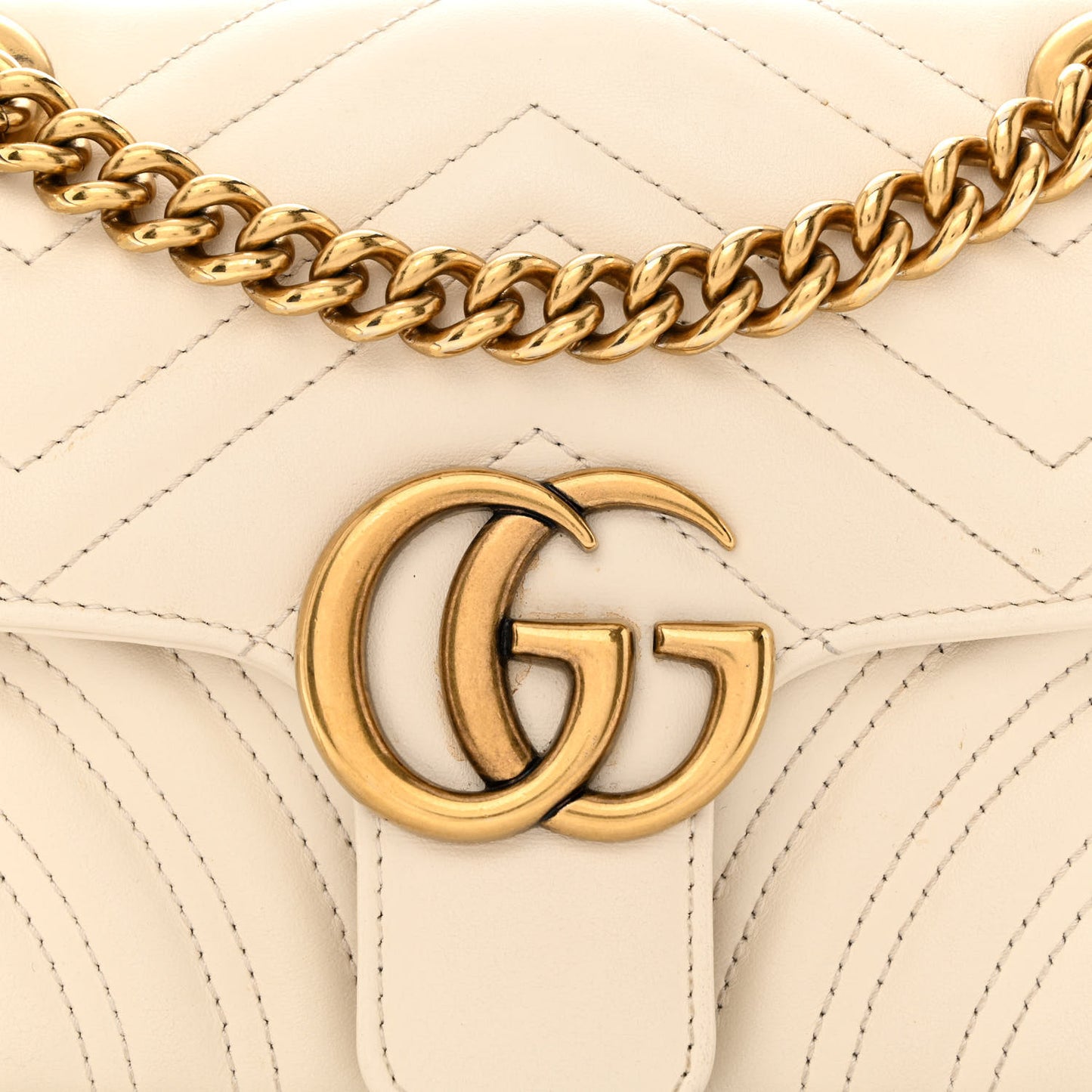 Calfskin Matelasse Mini GG Marmont Shoulder Bag White