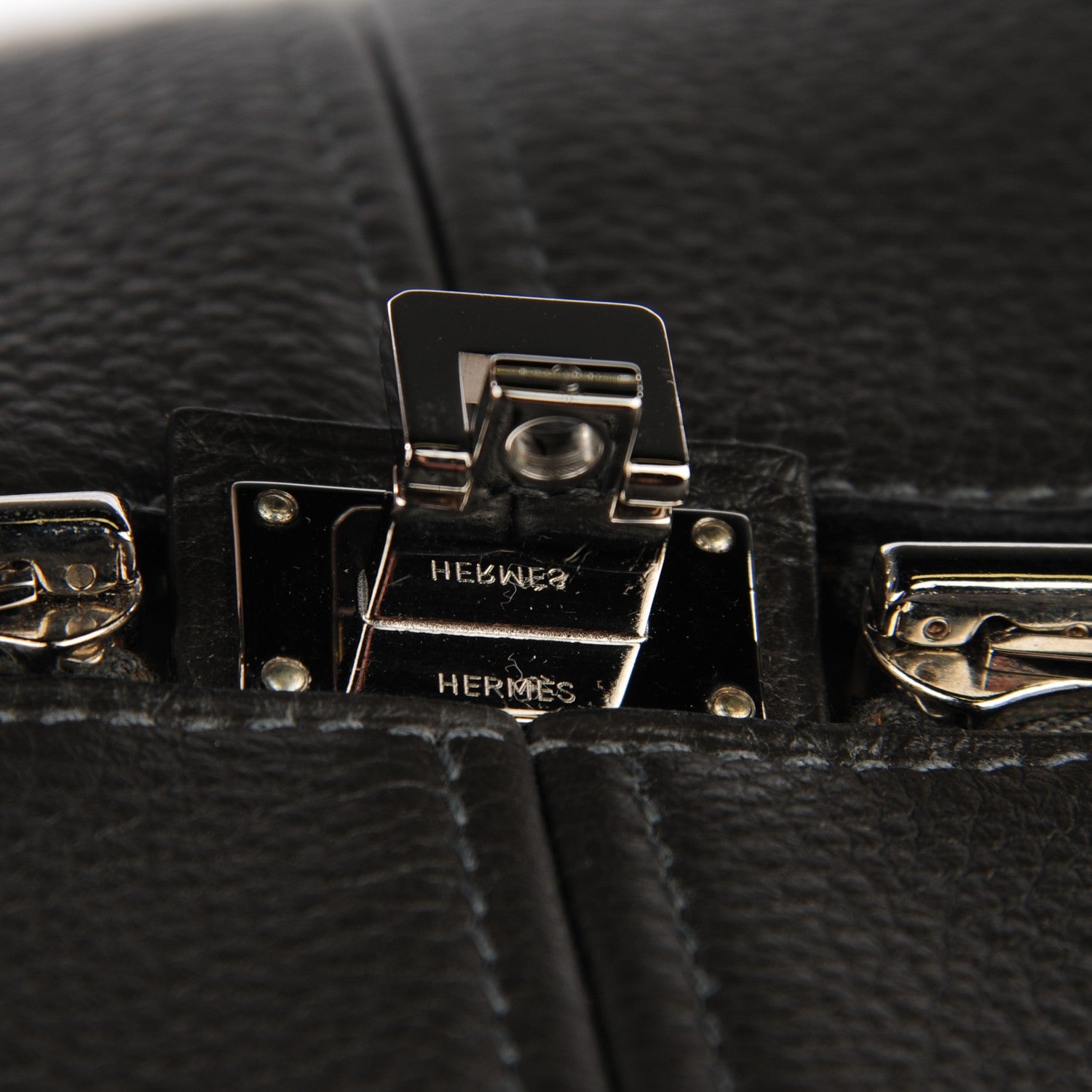 Hermes Toile Taurillon Clemence Victoria II 43 Ecru Graphite 8 of 16