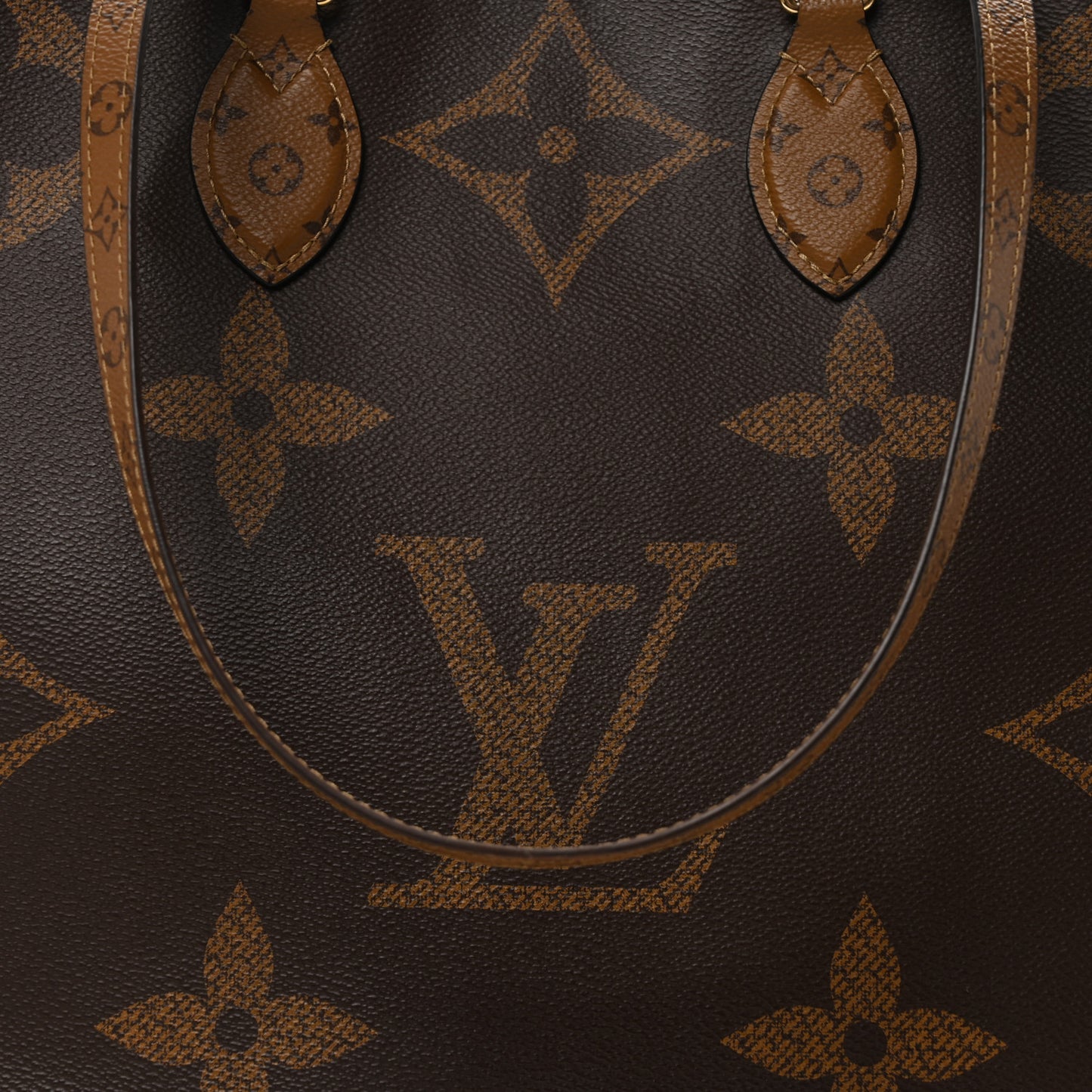 Reverse Monogram Giant Onthego GM