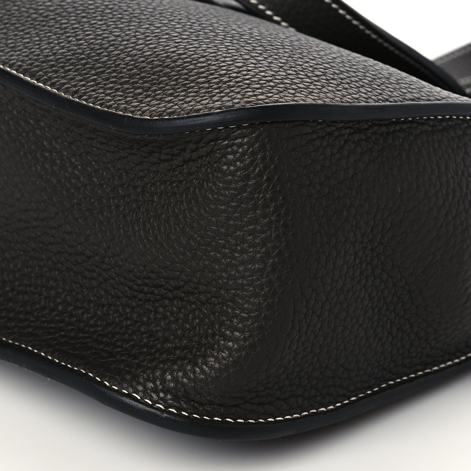 Hermes Taurillon Clemence Halzan 31 GM Chocolate 9 of 9