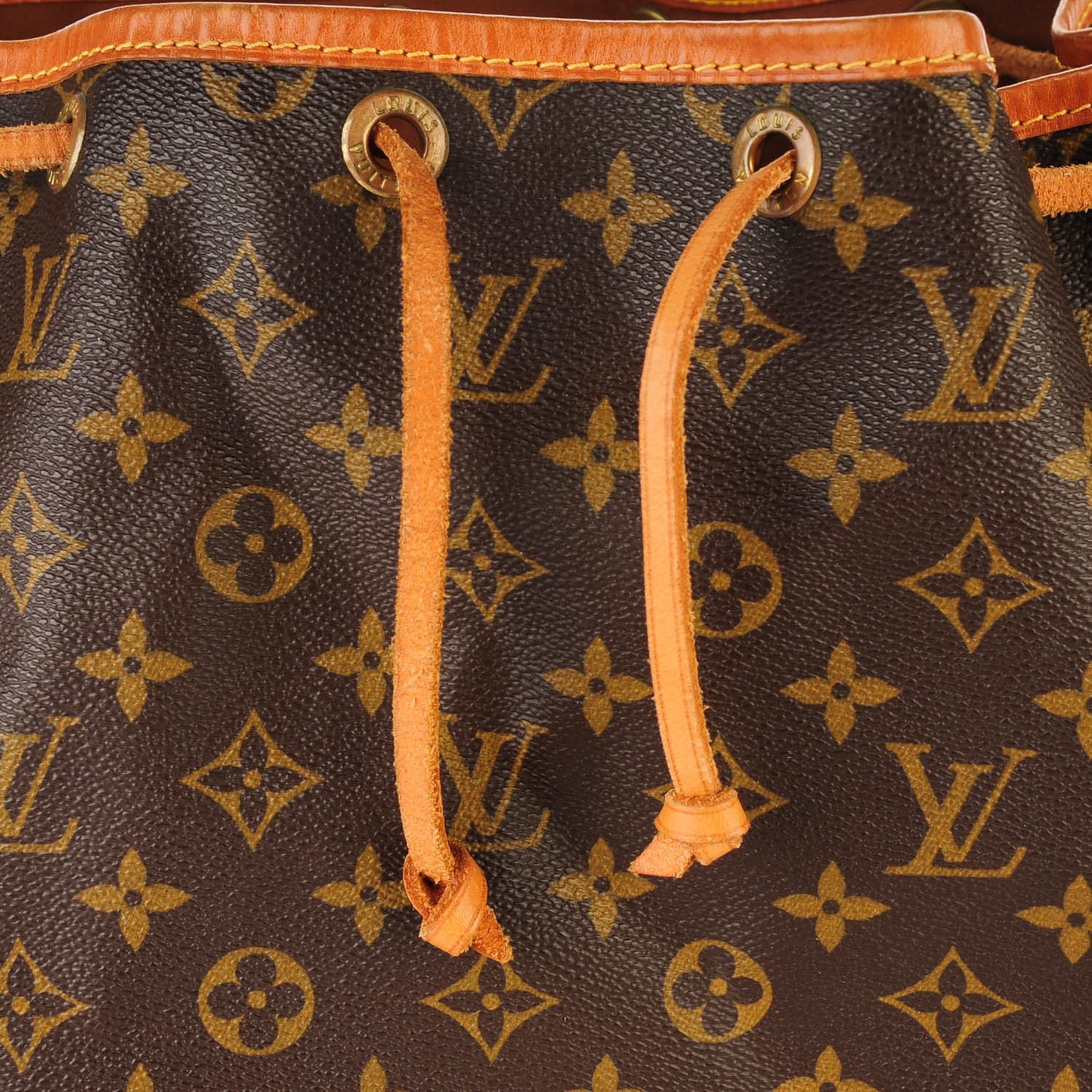 Monogram Noe