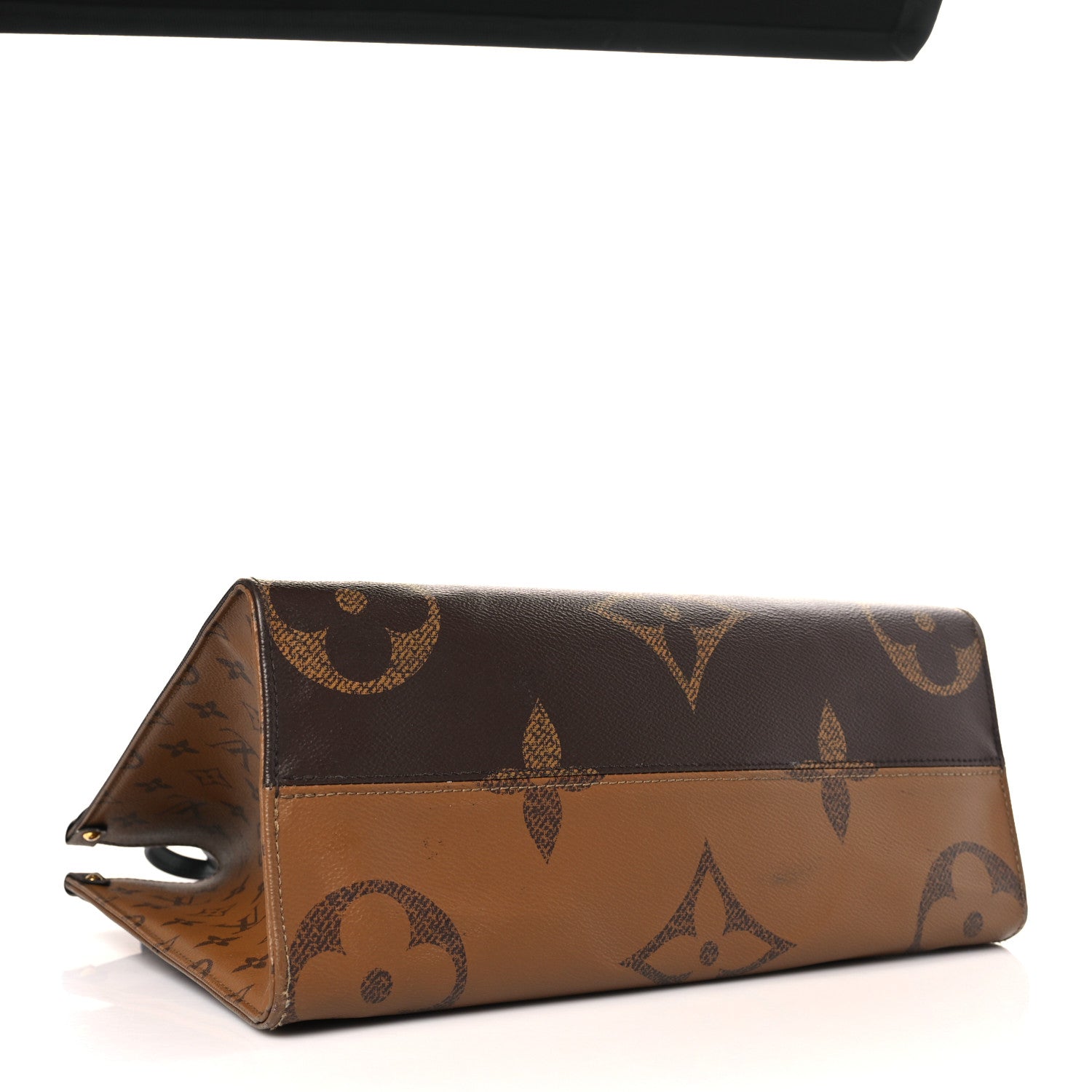 Louis Vuitton Reverse Monogram Giant Onthego MM 4 of 17