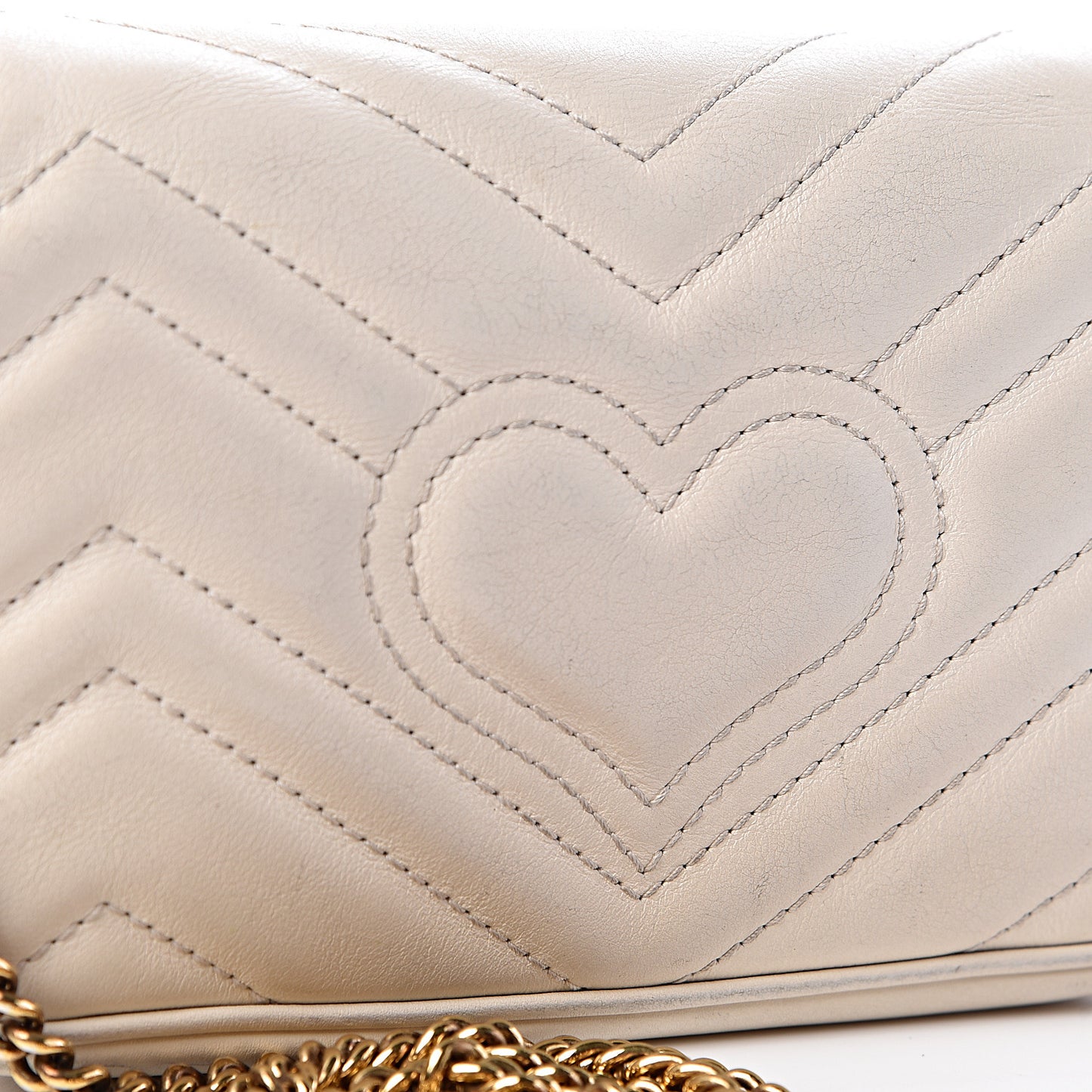 Calfskin Matelasse Super Mini GG Marmont Shoulder Bag White