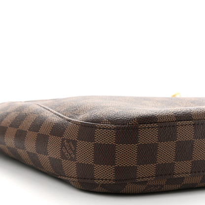 Louis Vuitton Damier Ebene South Bank Besace 9 of 10