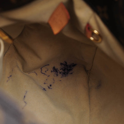 Louis Vuitton Monogram Artsy MM 7 of 13